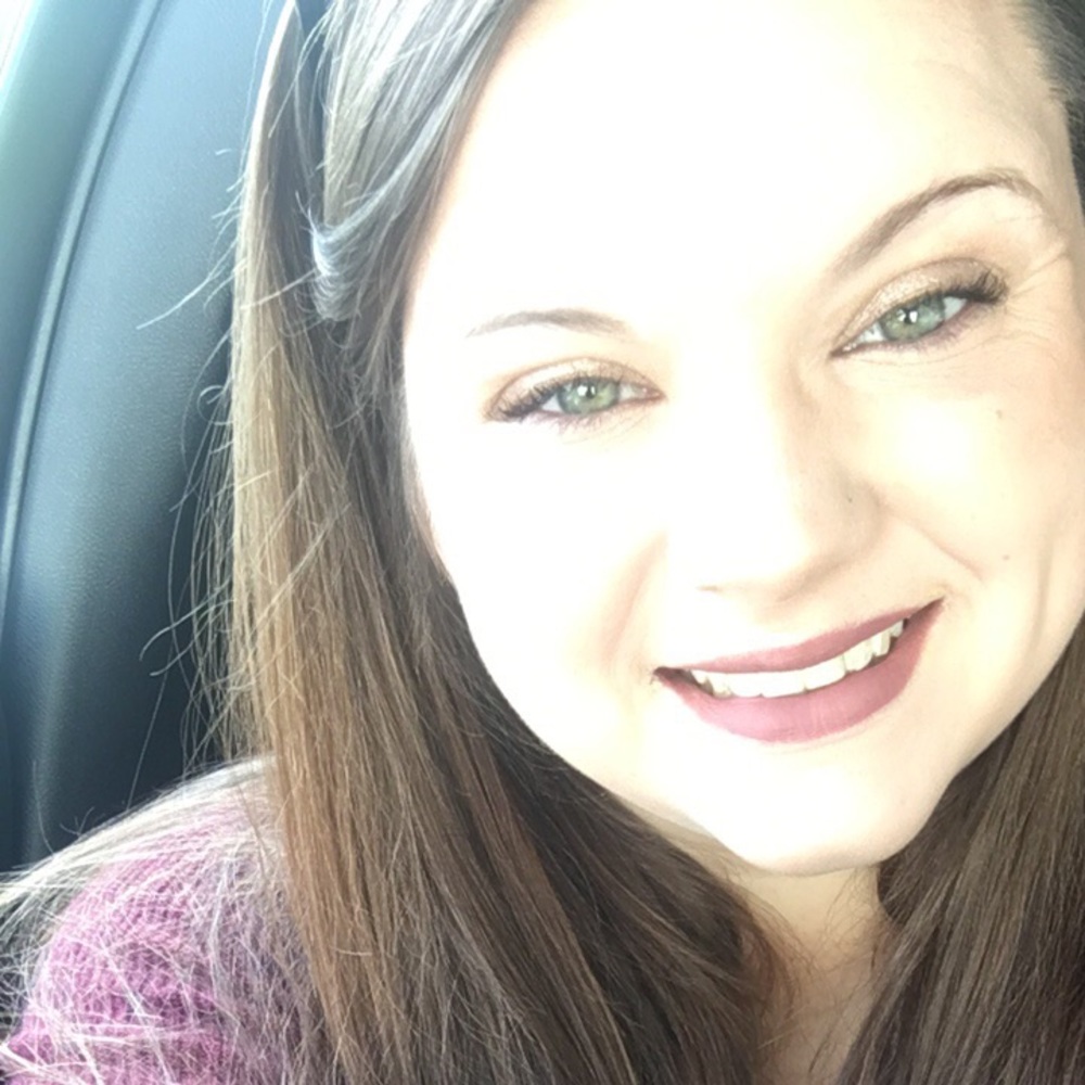 Meet your Posher, Marissa